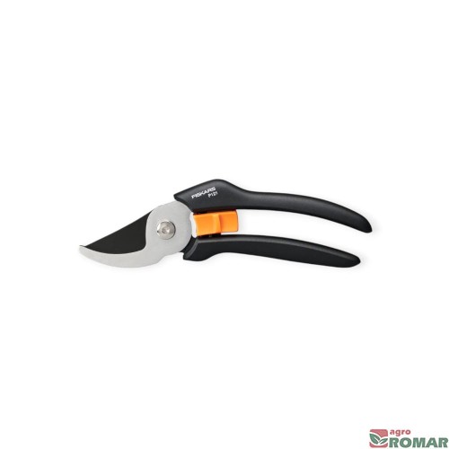 1057160_sekator-fiskars-p121-solid