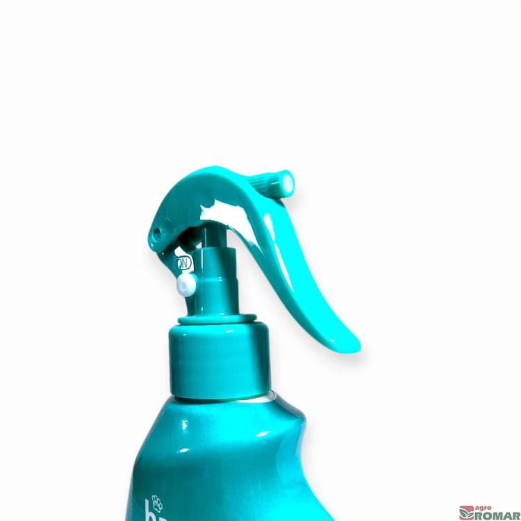 Płyn-na-kleszcze-i-komary-dla-zwierząt-Happs-200-ml-atomizer