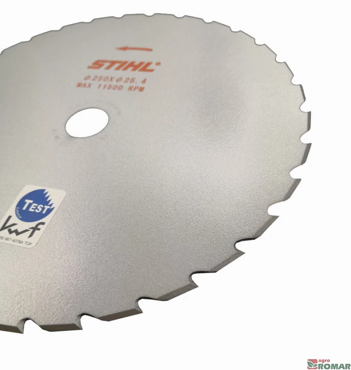 GrassCut-250-32-25-cm,-25,4mm-bok.jpg