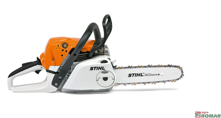Pilarka spalinowa STIHL MS 231 C-BE z błyskawicznym napinaniem łańcucha, bez użycia narzędzi.