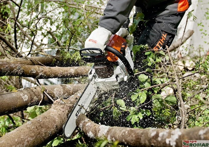 Praca pilarką STIHL MS 261