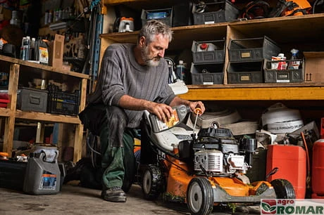 Kosiarka spalinowa z napędem Vario STIHL RM 756 YS 54cm / Hydrostat / Sprzęgło noża / Kawasaki 3,9 KM