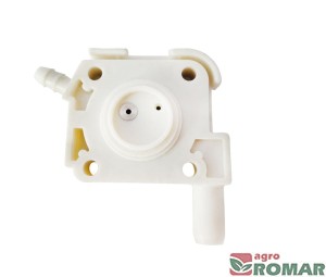 Kołnierz podstawa pompy paliwa gaźnika STIHL FS240-FS410