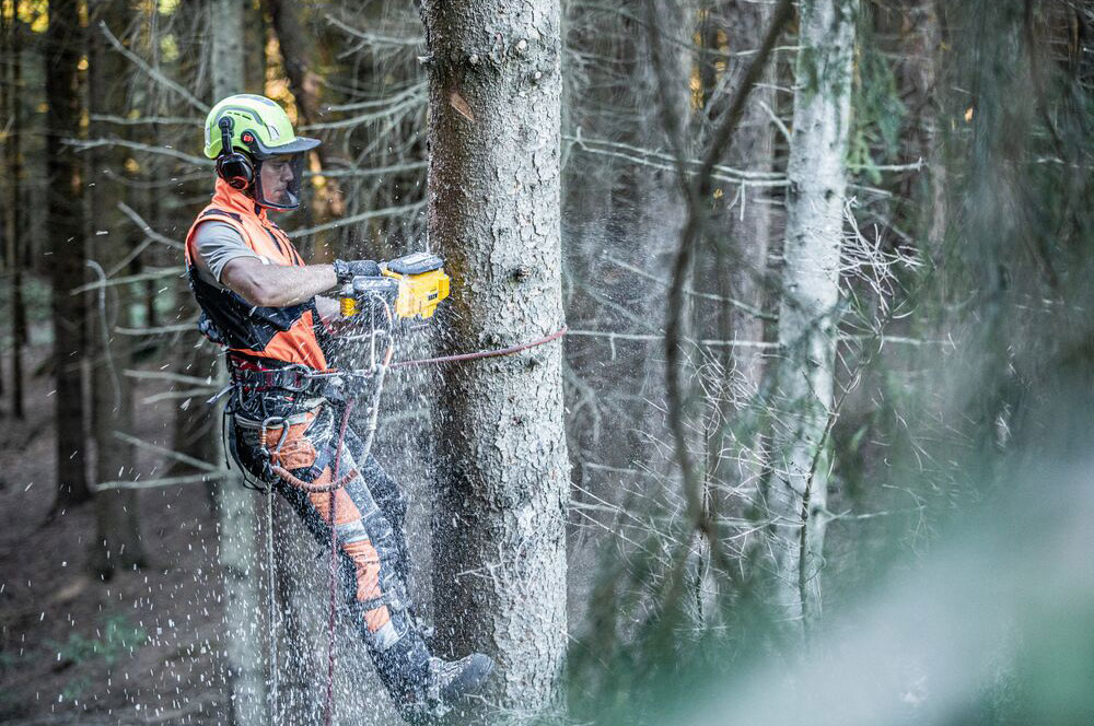 Pilarka łańcuchowa z górnym uchwytem 54V XR FLEXVOLT DeWalt (bez akumulatora i ładowarki)